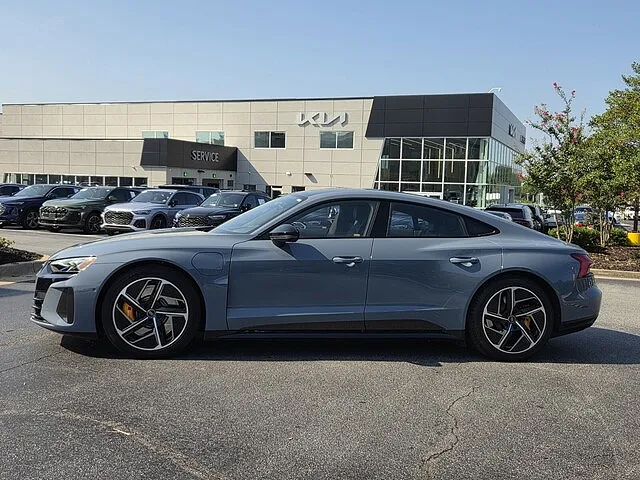 2024 Audi e-tron GT