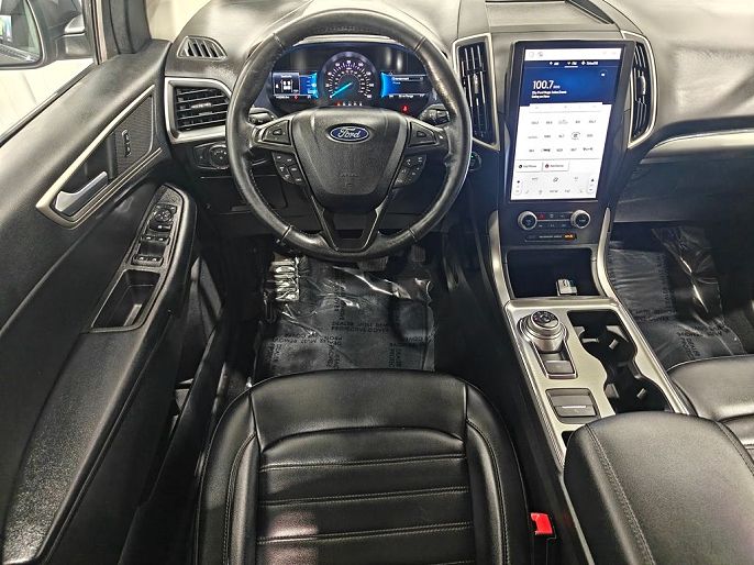 2022 Ford Edge