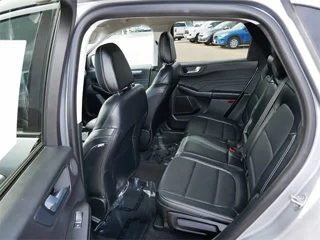 2021 Ford Escape SEL image 4