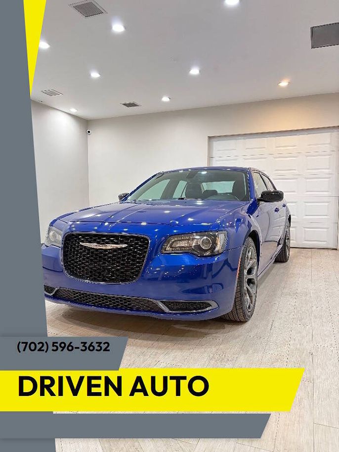 2018 Chrysler 300
