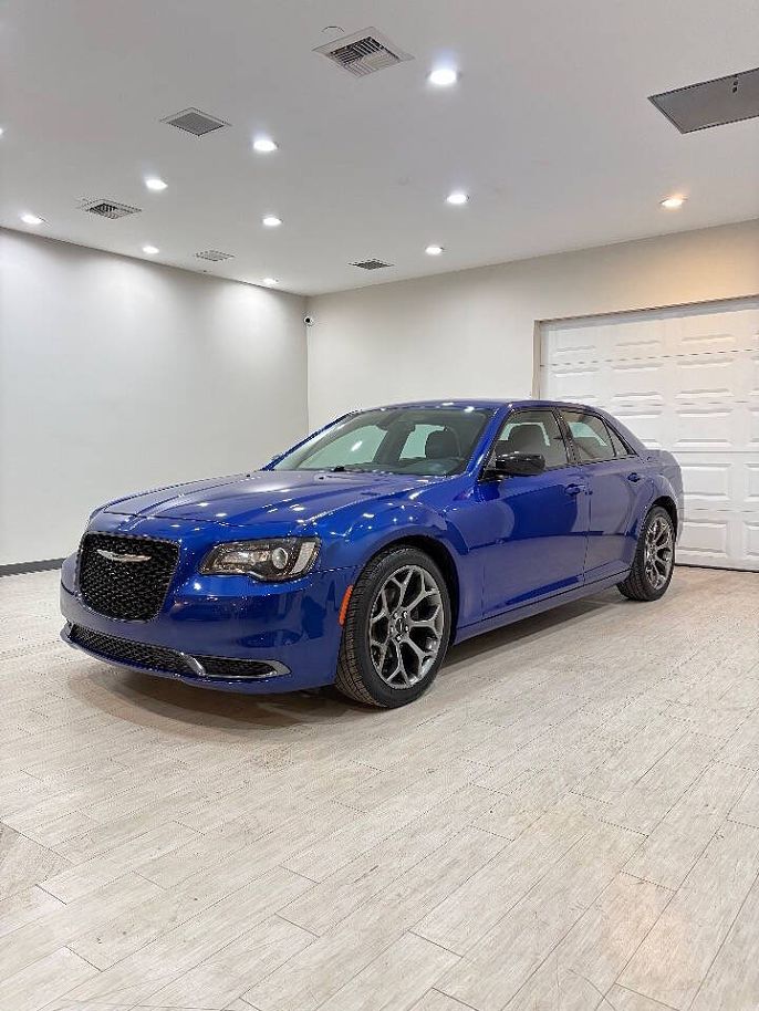 2018 Chrysler 300