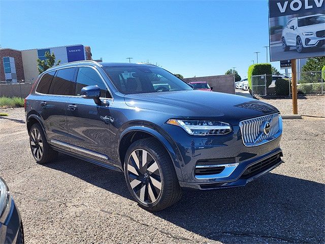 2025 Volvo XC90