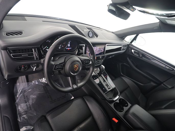 2024 Porsche Macan
