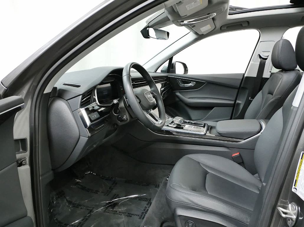 2021 Audi Q7 Premium image 1
