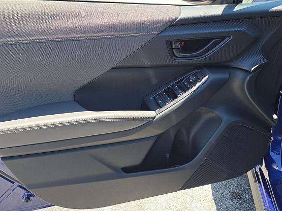 2025 Subaru Crosstrek Sport photo 11