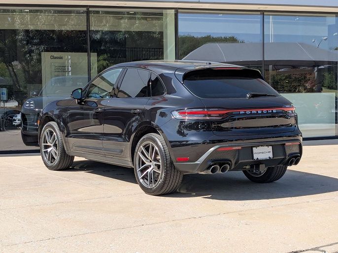 2025 Porsche Macan