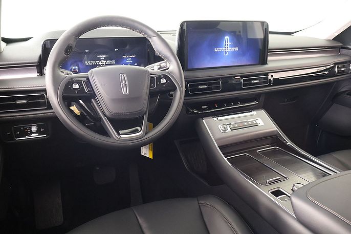 2026 Lincoln Aviator