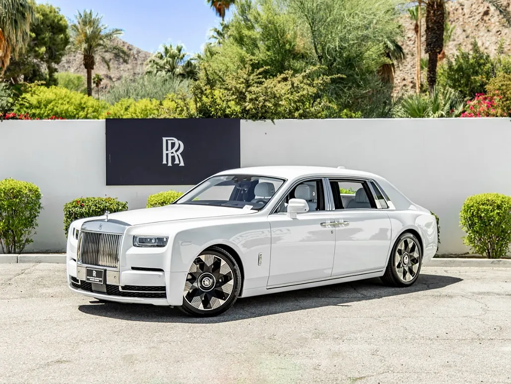 2023 Rolls-Royce Phantom EWB image 0