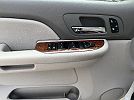 2008 Chevrolet Suburban 1500 LTZ image 9