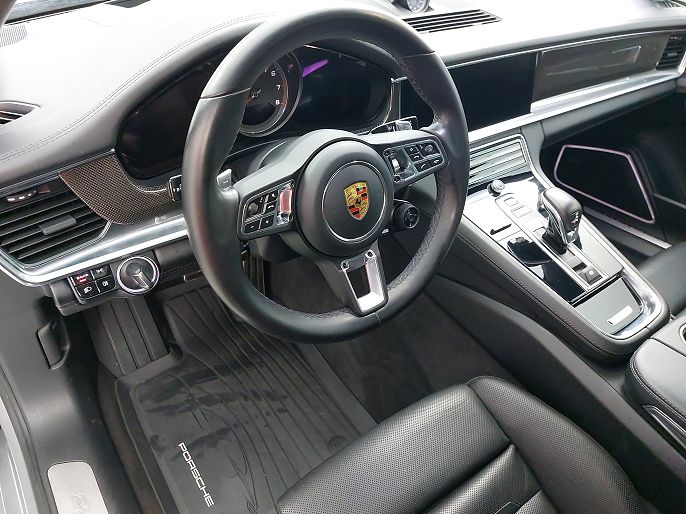 2019 Porsche Panamera