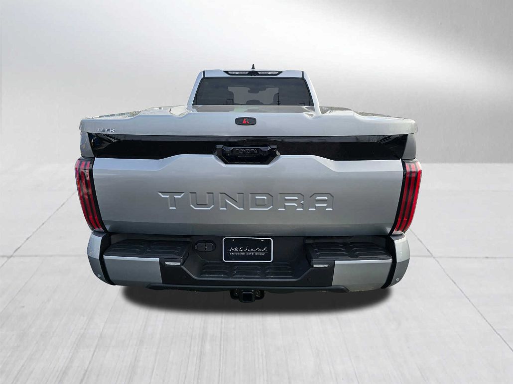 2023 Toyota Tundra Platinum image 5