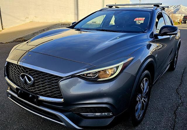 2017 Infiniti QX30
