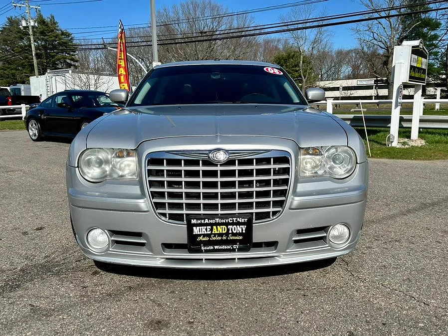 2008 Chrysler 300 C SRT8 image 1