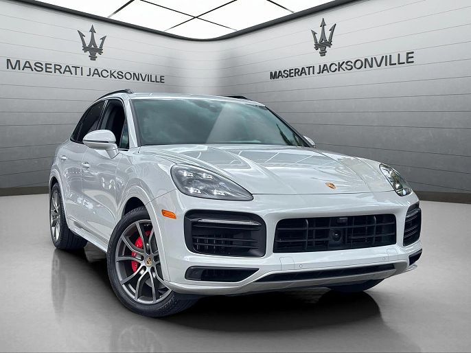 2022 Porsche Cayenne