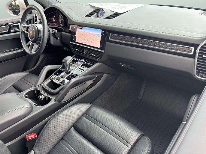 2022 Porsche Cayenne