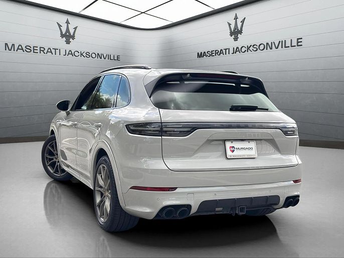 2022 Porsche Cayenne