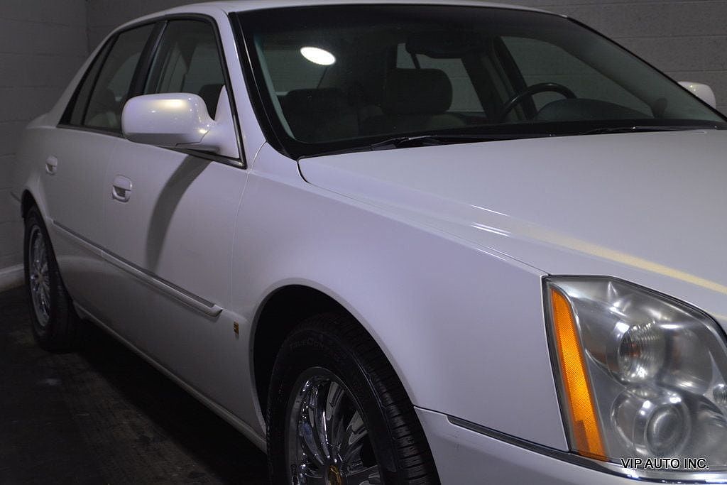 2007 Cadillac DTS Luxury I image 4