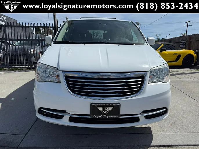 2015 Chrysler Town & Country
