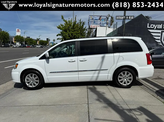 2015 Chrysler Town & Country