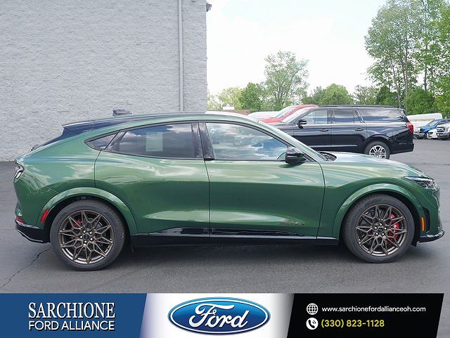 2025 Ford Mustang Mach-E