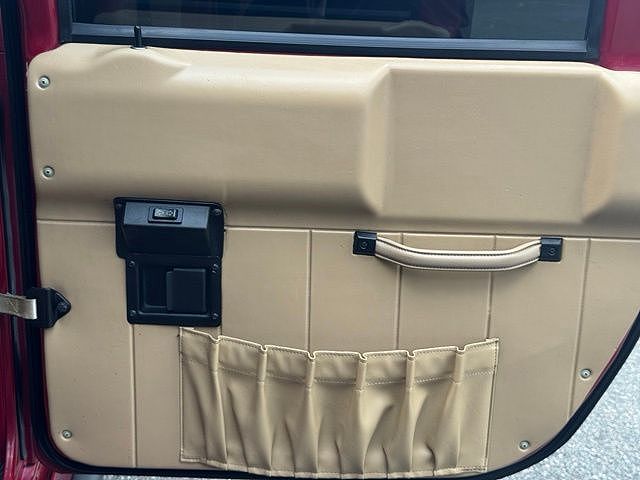 2001 AM General Hummer