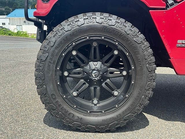 2001 AM General Hummer