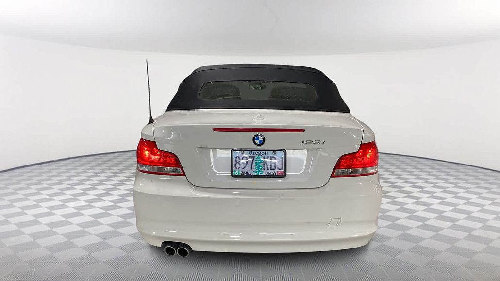 2013 BMW 1 Series 128i image 4