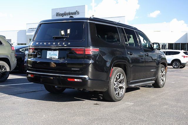 2023 Jeep Wagoneer