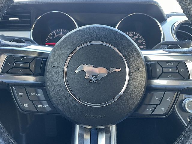 2016 Ford Mustang null image 20