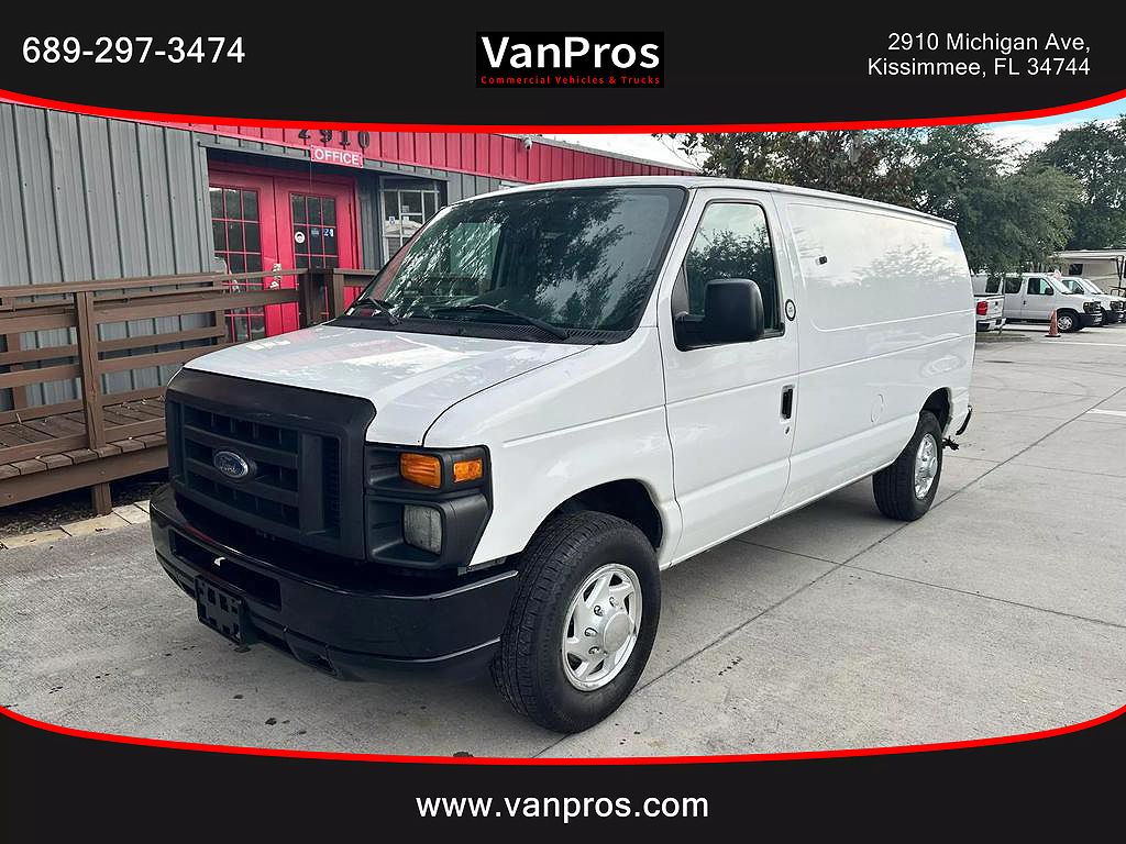 2010 Ford Econoline E-250 image 0