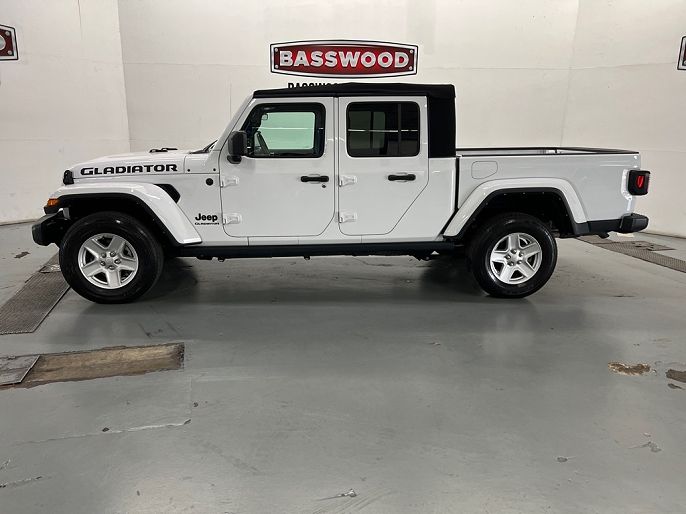 2022 Jeep Gladiator