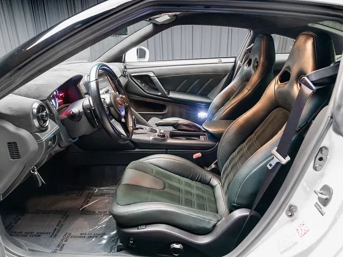 2024 Nissan GT-R
