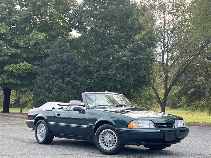 1990 Ford Mustang