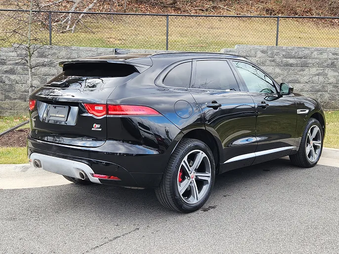 2019 Jaguar F-Pace