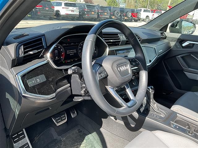 2022 Audi Q3 Premium Plus image 5