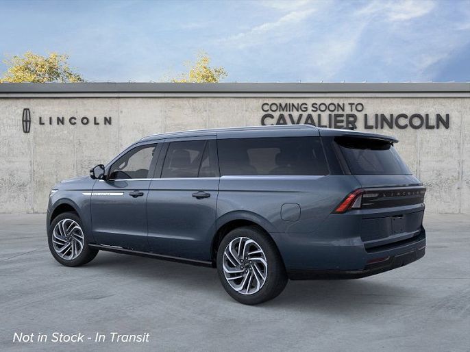 2025 Lincoln Navigator L