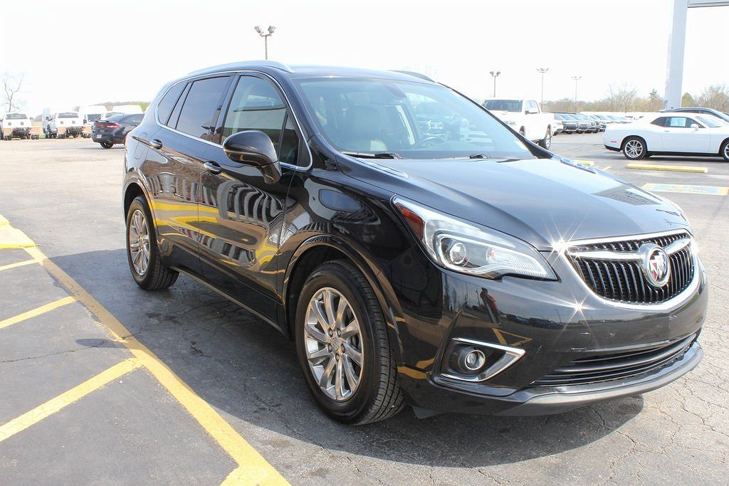 2019 Buick Envision Essence image 3