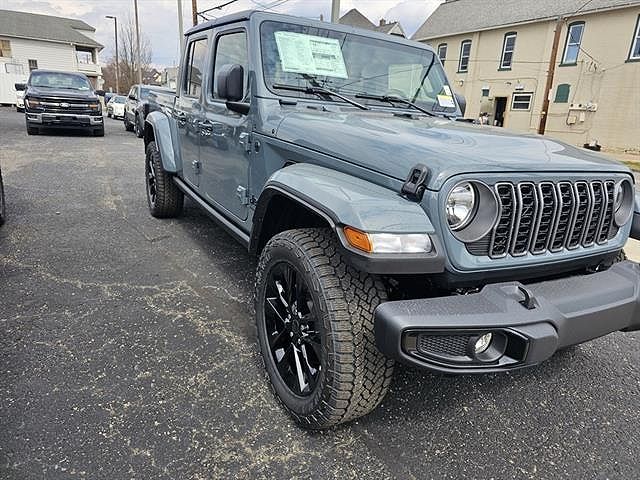 2025 Jeep Gladiator