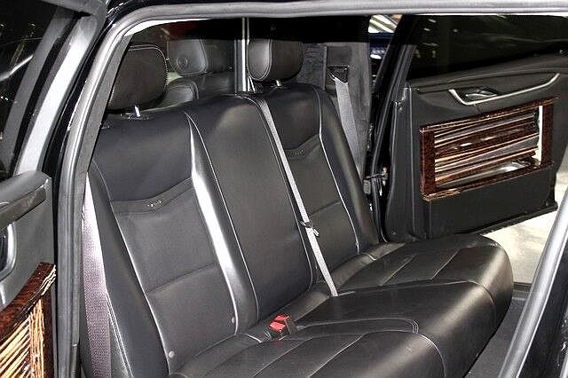 2017 Cadillac XTS Limousine image 25