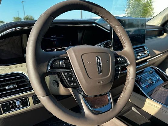 2024 Lincoln Navigator Reserve photo 9