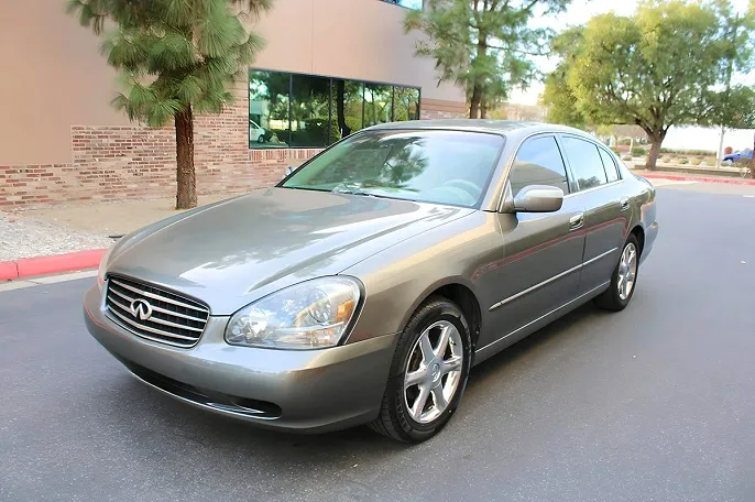 2004 Infiniti Q45
