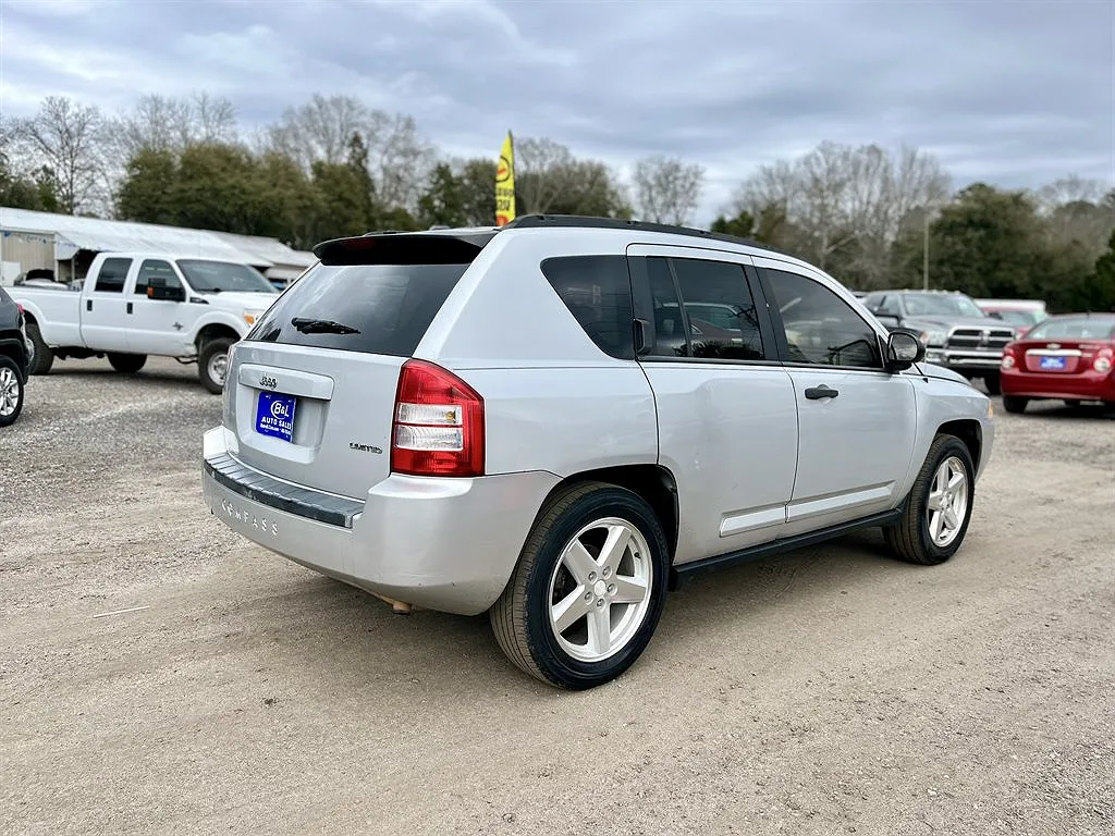2007 Jeep Compass Limited Edition image 2