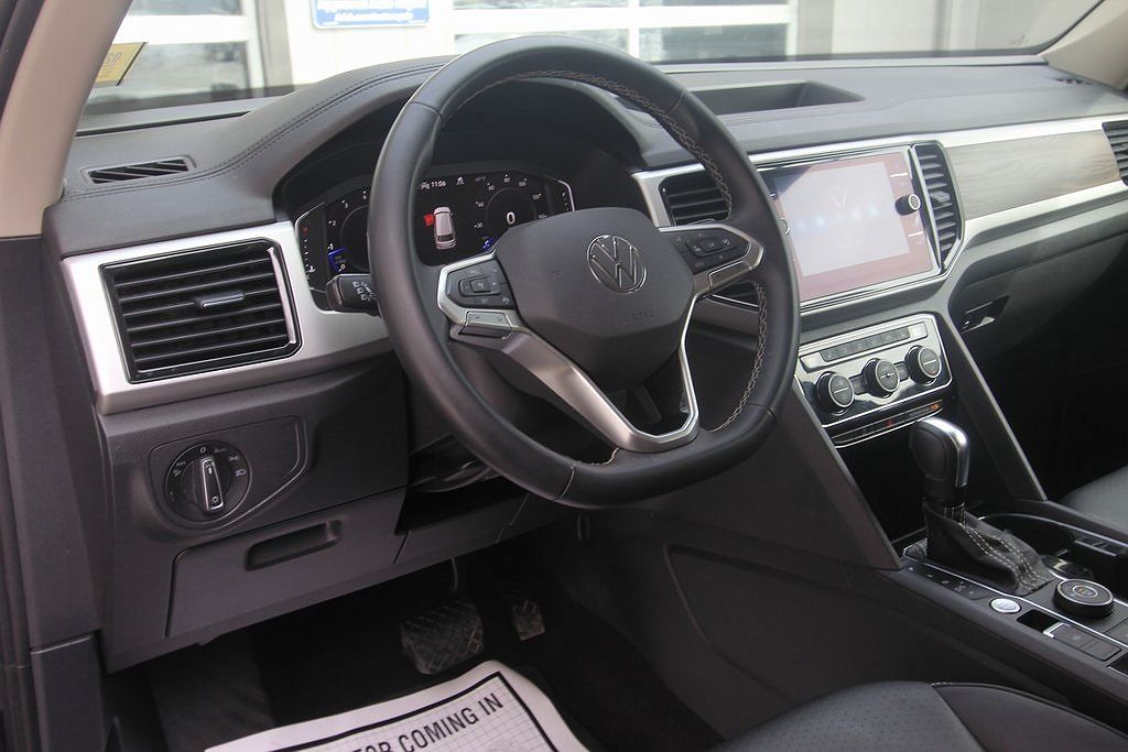 2022 Volkswagen Atlas SE image 4