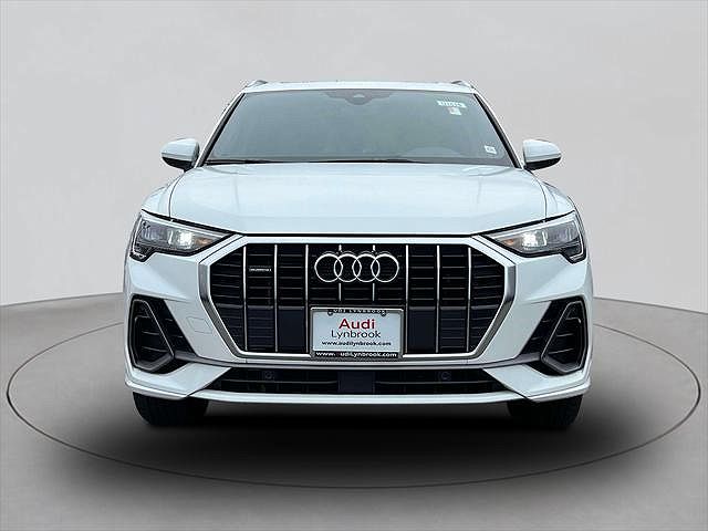 2022 Audi Q3 Premium image 1