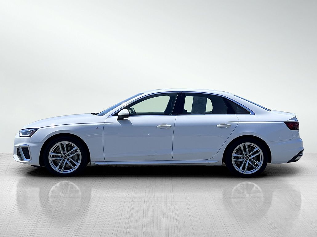 2023 Audi A4 Premium Plus image 4