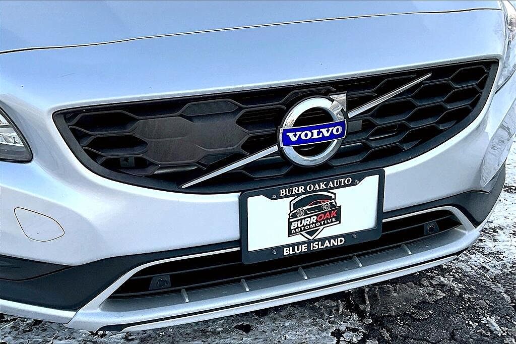 2018 Volvo V60 T5 image 32