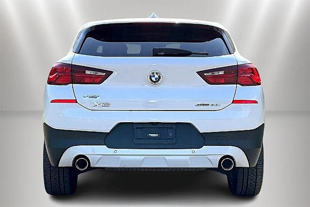 2022 BMW X2 sDrive28i image 3