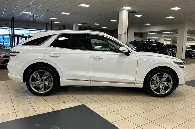 2025 Genesis GV70