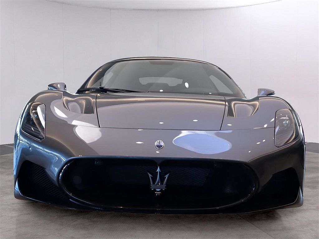 2022 Maserati MC20 null image 1