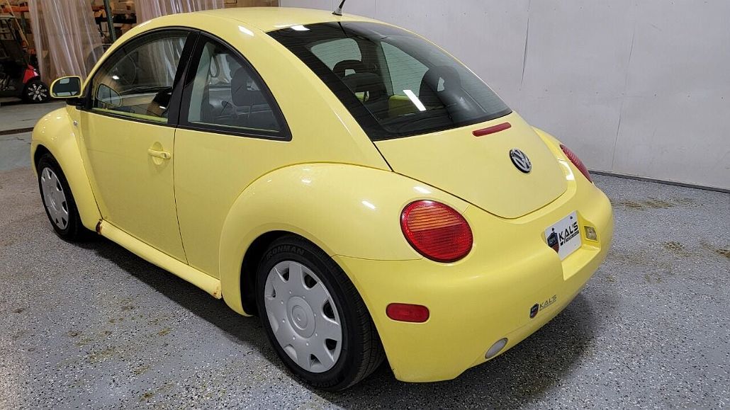 1999 Volkswagen New Beetle GLS image 5